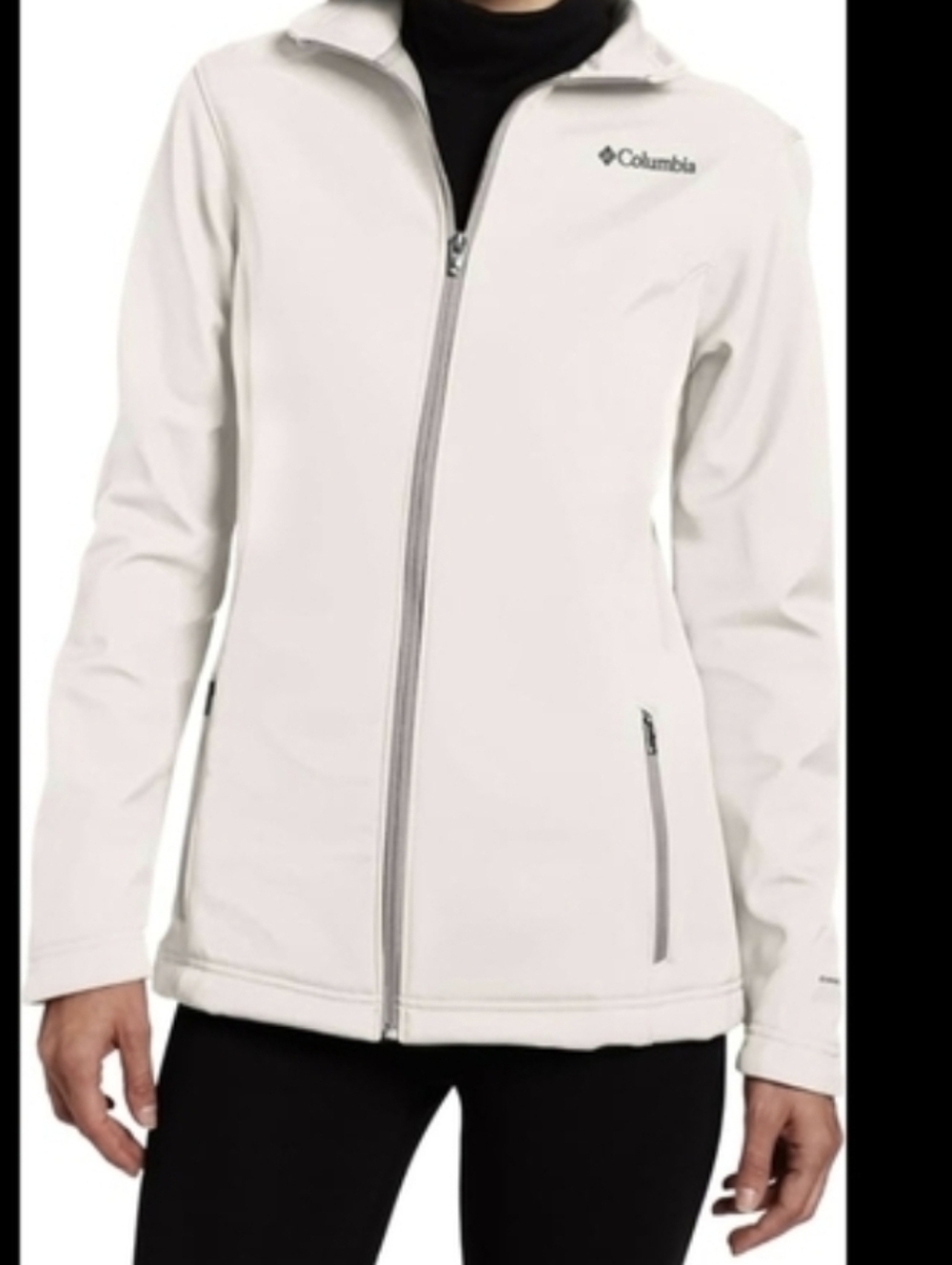 Columbia Cream Softshell Jacket...Size:L